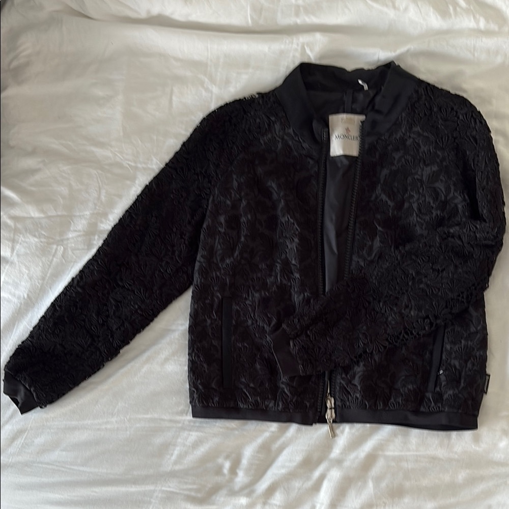 Moncler Black Bomber Lace Jacket size 3 (L large / M medium) Ribbed Cuffs zipper